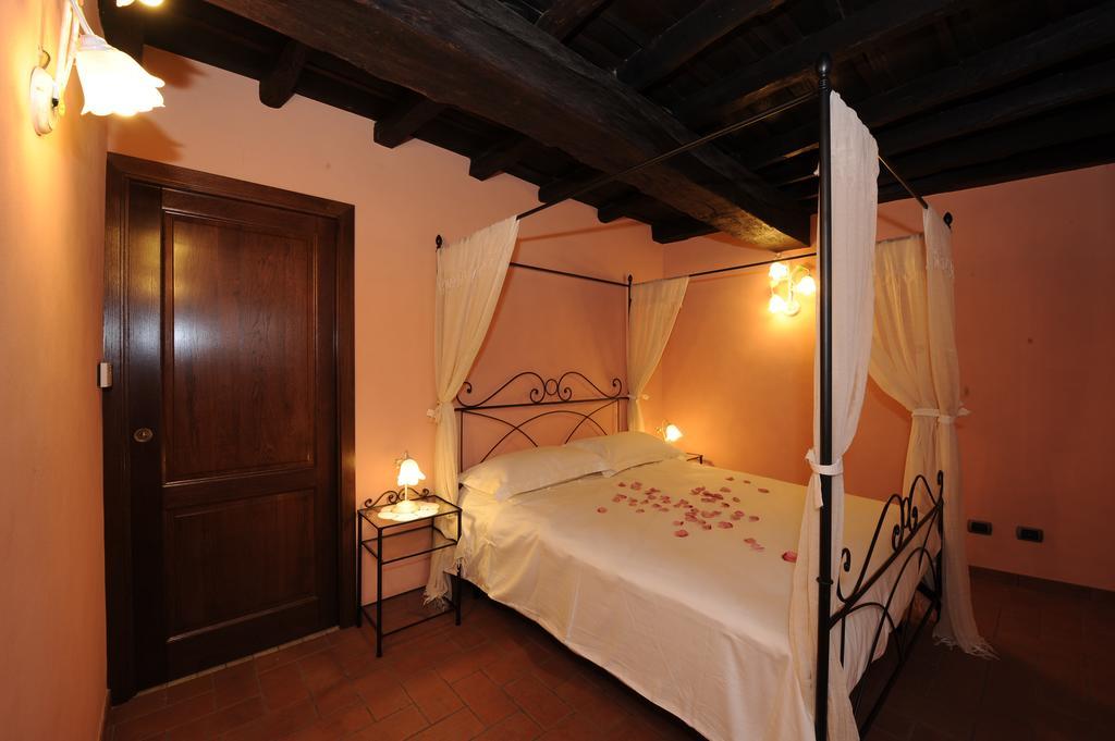 La Scaletta Holiday House Bracciano  Δωμάτιο φωτογραφία